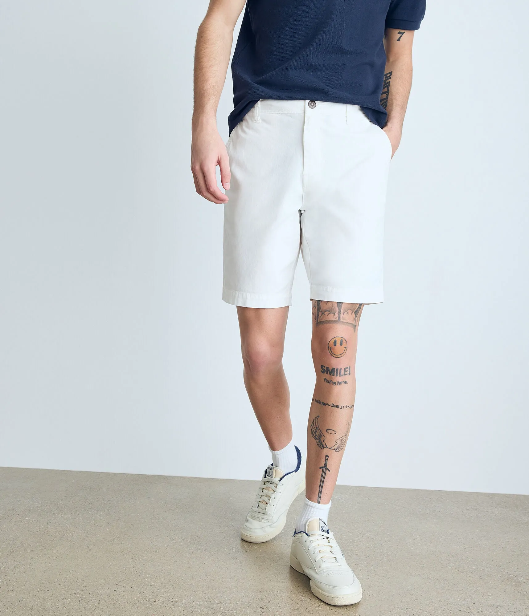 Aeropostale 9.5" Classic Chino Shorts, White