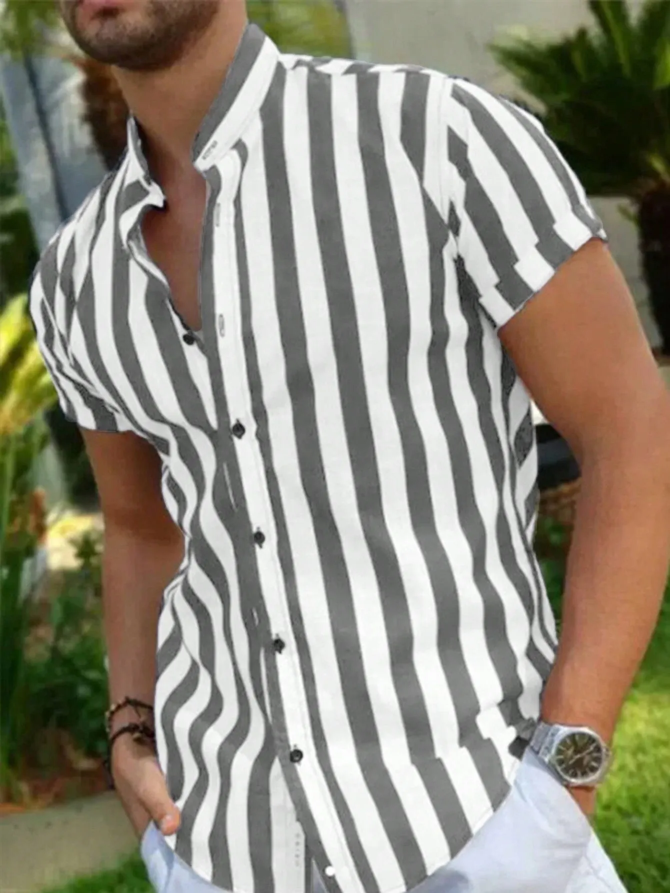 Men Vertical Striped Button Up Shirt